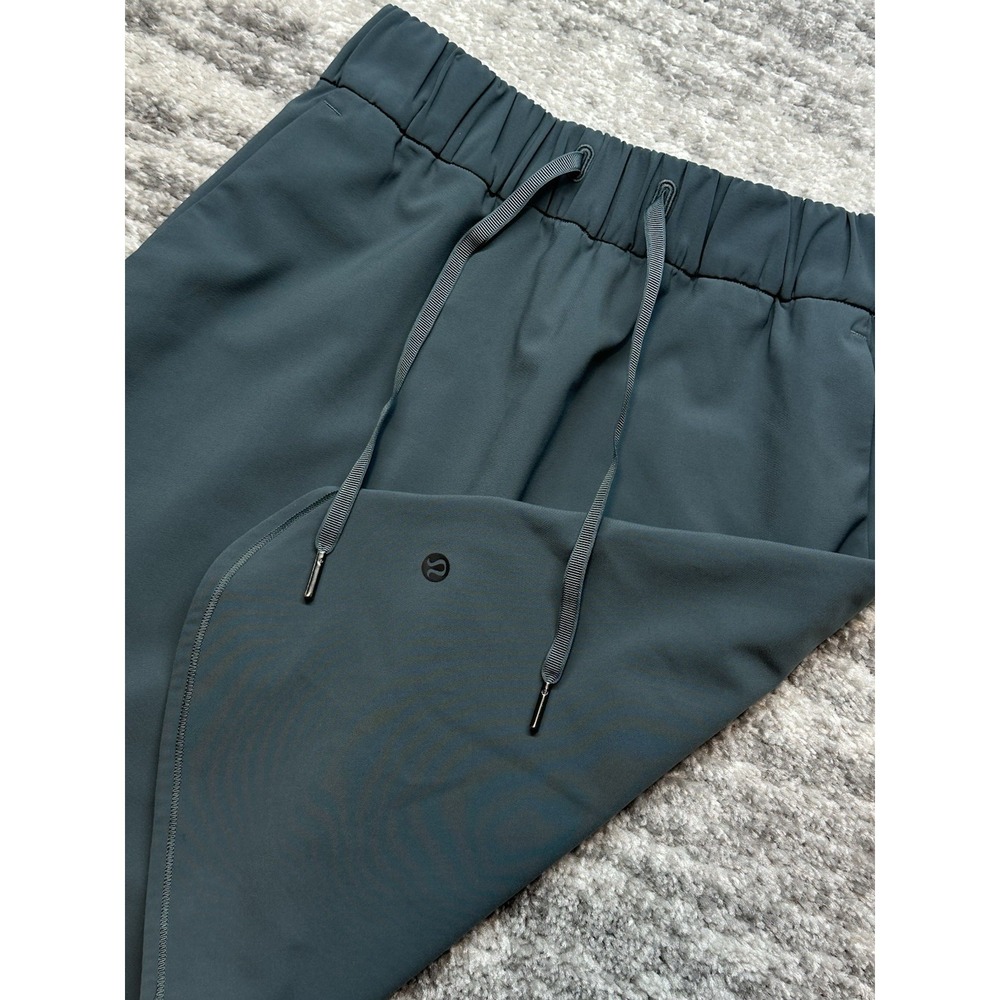 Lululemon On The‎ Fly Skirt Size 4 Drawstring Pockets Athletic Travel Casual
